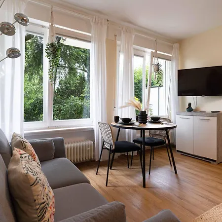 Litzi Apartment- Kostenloser Parkplatz & Privater Eingang Appartement Baden-Baden