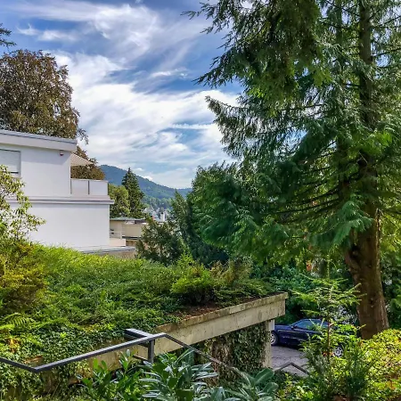 Litzi * Μπάντεν-Μπάντεν